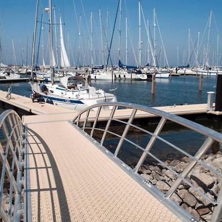 Ijsvogel Apartment, Duplex Family Home 4-Bed Located On The Largest Saltwater Lake Bruinisse Exterior foto