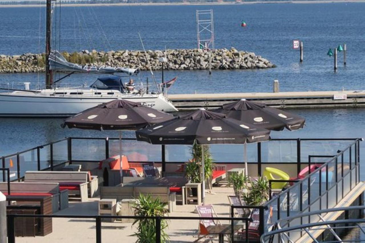 Ijsvogel Apartment, Duplex Family Home 4-Bed Located On The Largest Saltwater Lake Bruinisse Exterior foto